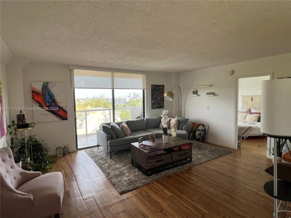 Sailboat Cay, 13499 Biscayne Blvd #807, North Miami, Florida 33181, image 1
