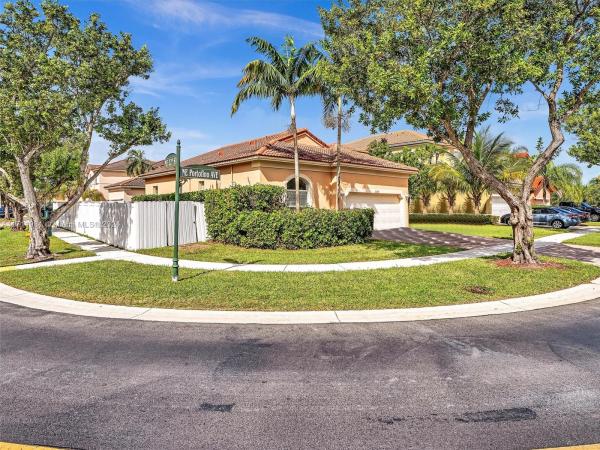 Portofino Estates, 2202 Portofino Ave, Homestead, Florida 33033, image 2