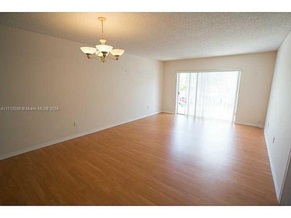 Village Of Kings Creek, 7910 Camino Real #N 206, Glenvar Heights, Florida 33143, image 1