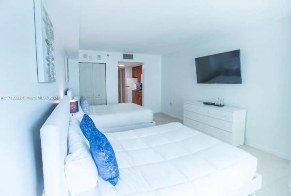 The Club At Brickell Bay, 1200 Brickell Bay Dr #2616, Miami, Florida 33131, image 1