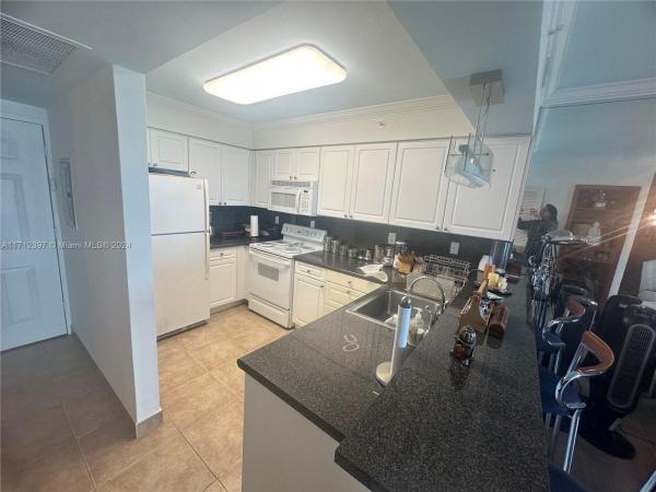 The Wave, 2501 S Ocean Dr #809, Hollywood, Florida 33019, image 1