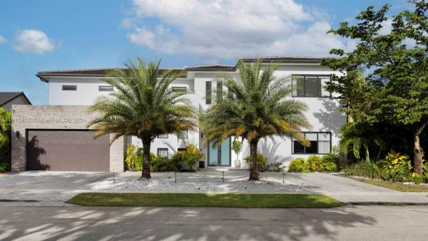 Jacaranda Cay, 10151 SW 3rd St, Plantation, Florida 33324, image 1