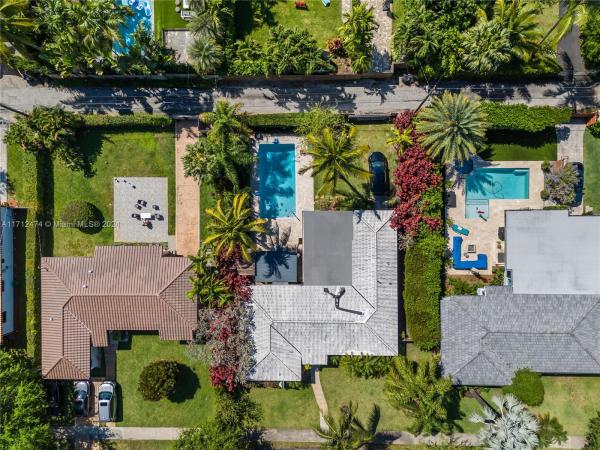 Dunnings Miami Shores, 126 NE 109th St, Miami Shores, Florida 33161, image 2