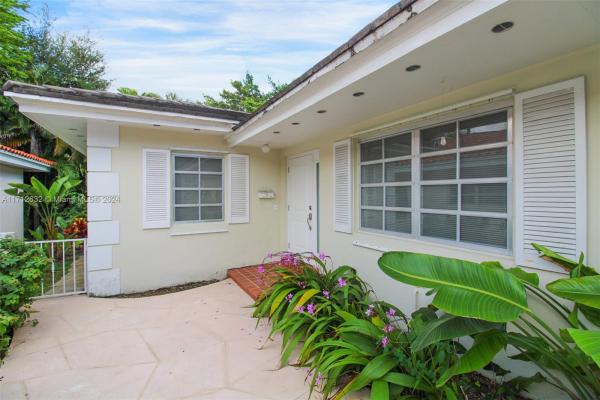 Coral Gables Country Club, 4241 Red Rd, Coral Gables, Florida 33155, image 1