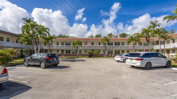 Crystal Court Manor, 1554 N 12th Ct #11B, Hollywood, Florida 33019, image 1