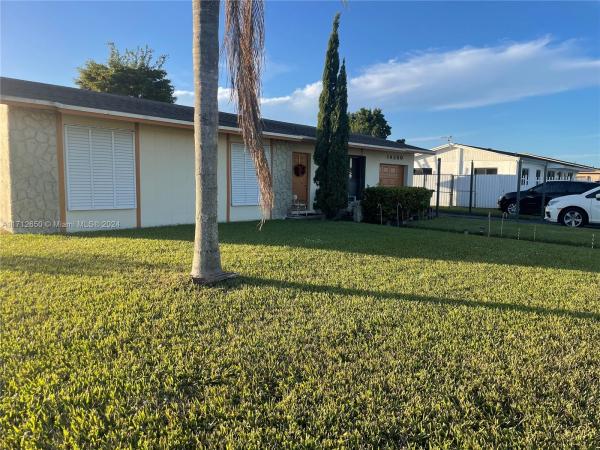 Richmond Heights Estates, 14350 SW 109th Ave, Kendall, Florida 33176, image 1