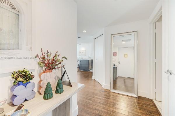 500 Brickell West, 55 SE 6th St #3407, Miami, Florida 33131, image 1