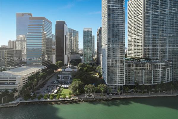 500 Brickell West, 55 SE 6th St #3407, Miami, Florida 33131, image 1