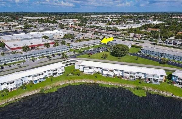 Leisureville Lake, 1115 Lake Ter #206, Boynton Beach, Florida 33426, image 1
