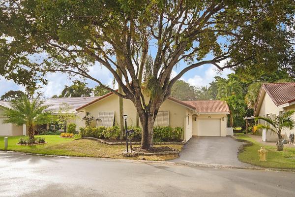 Ramblewood Villas, 1710 Riverwood Ln, Coral Springs, Florida 33071, image 1