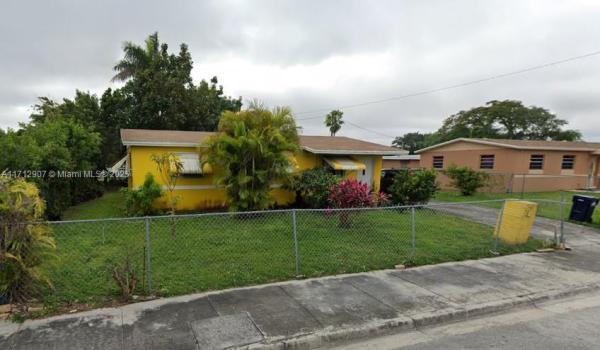 Goulds No HOA, 11830 SW 223rd St, Goulds, Florida 33170, image 1