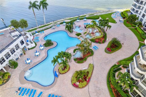 Mystic Pointe Tower 200, 19101 NE 36th Ct #809, Aventura, Florida 33180, image 3