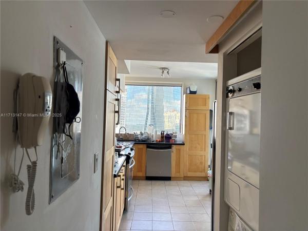 The Palace, 1541 Brickell Ave #C2705, Miami, Florida 33129, image 1