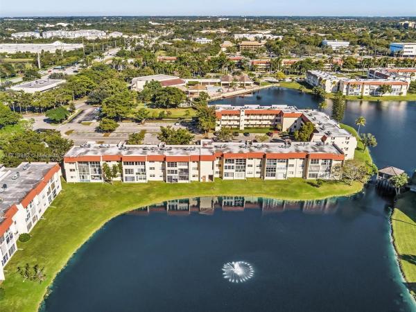 Sunrise Lakes 1, 2900 W Sunrise Lakes Dr #104, Sunrise, Florida 33322, image 1