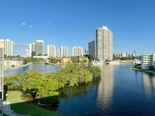 Point East, 2930 Point East Dr #E601, Aventura, Florida 33160, image 1