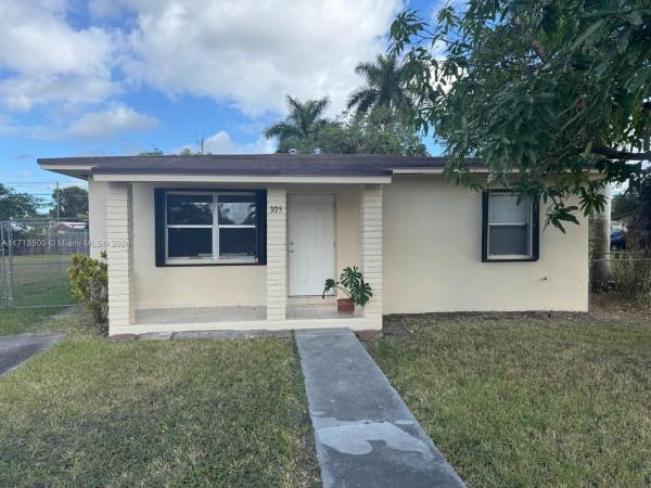 Homestead No HOA, 305 NW 7th Ave, Homestead, Florida 33030, image 1