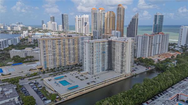 Winston Towers 300, 230 174th St #615, Sunny Isles Beach, Florida 33160, image 1