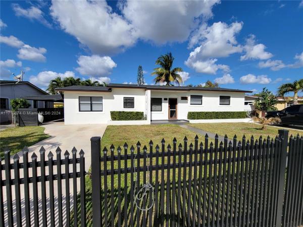 Carol City, 3935 NW 171st Ter, Miami Gardens, Florida 33055, image 1