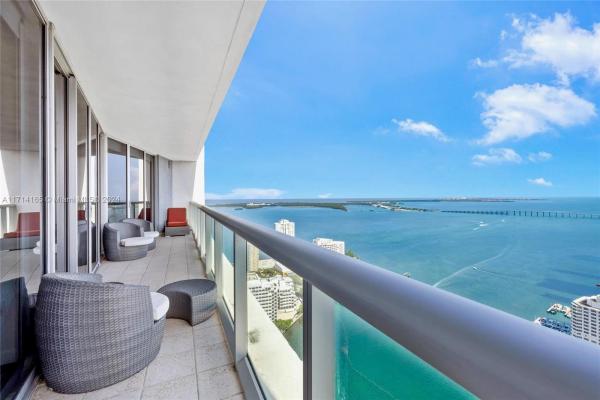 Icon Brickell Tower 2, 495 Brickell Ave #4805, Miami, Florida 33131, image 1