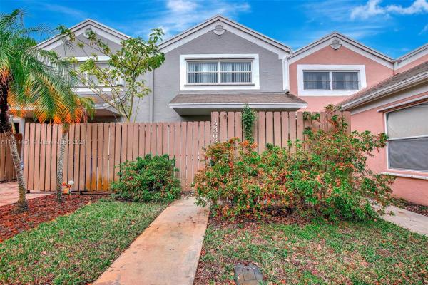 Flamingo Villas At Pembroke Lakes, 12363 NW 13th Ct, Pembroke Pines, Florida 33026, image 1