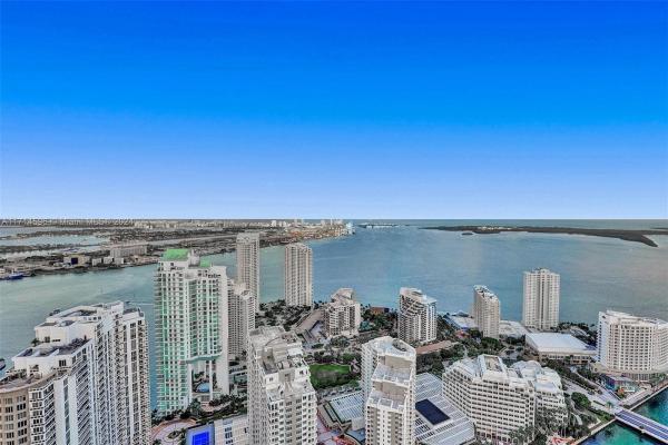 Icon Brickell Tower 2, 495 Brickell Ave #5701, Miami, Florida 33131, image 3