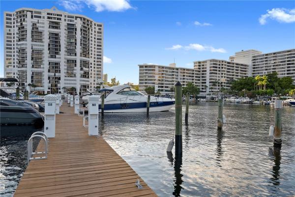 Harbourwood Villas, 513 Leslie Dr #513, Hallandale Beach, Florida 33009, image 1