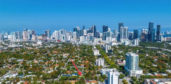 Brickell Hammock, 320 SW 26th Rd, Miami, Florida 33129, image 1
