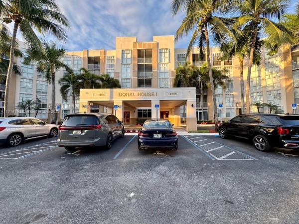 Doral House, 9755 NW 52nd St #107, Doral, Florida 33178, image 1