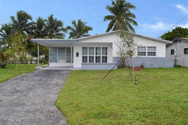 Gold Key Villas, 2621 NW 69th Ave, Sunrise, Florida 33313, image 1