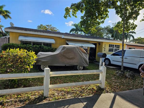 Pine Tree Lake, 1740 Opa Locka Blvd, Opa-Locka, Florida 33054, image 1