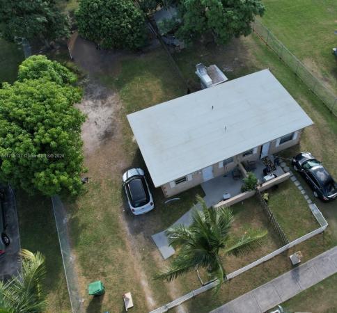 West Perrine No HOA, 10420 SW 180th St #10420, West Perrine, Florida 33157, image 1