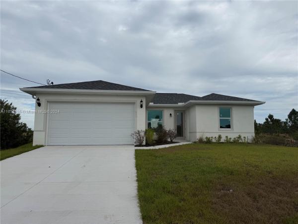 Lehigh Acres, 957 Commodore St, Lehigh Acres, Florida 33974, image 1