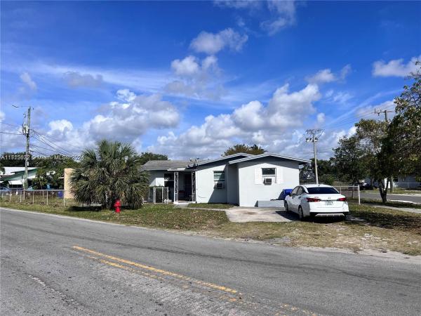 Washington Park, 631 NW 22nd Rd, Fort Lauderdale, Florida 33311, image 1