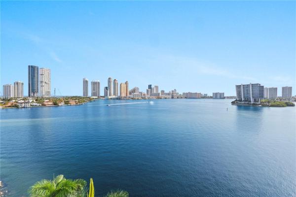 Mystic Pointe Tower 300, 3600 Mystic Pointe Dr #901, Aventura, Florida 33180, image 1