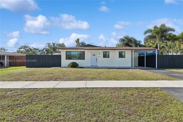 Twin Lakes South, 4341 NW 15th Ave, Oakland Park, Florida 33309, image 1