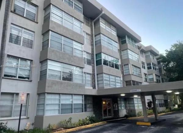Plantation Place, 6700 Cypress Rd #512, Plantation, Florida 33317, image 1