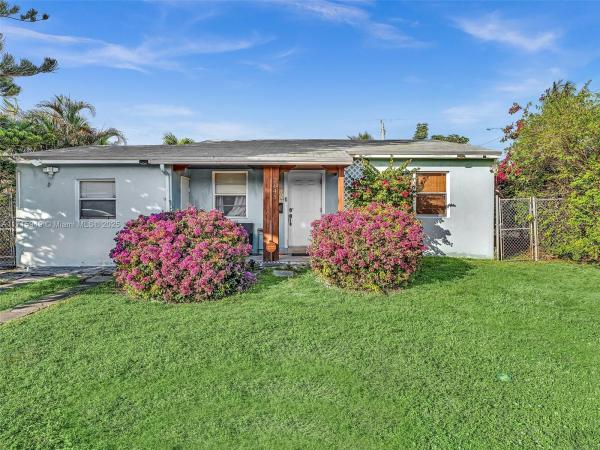 Sunshine Manor, 2645 Fletcher Ct, Hollywood, Florida 33020, image 1