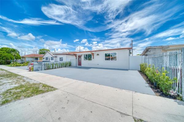 Ingleside Park, 4401 E 8th Ave, Hialeah, Florida 33013, image 1