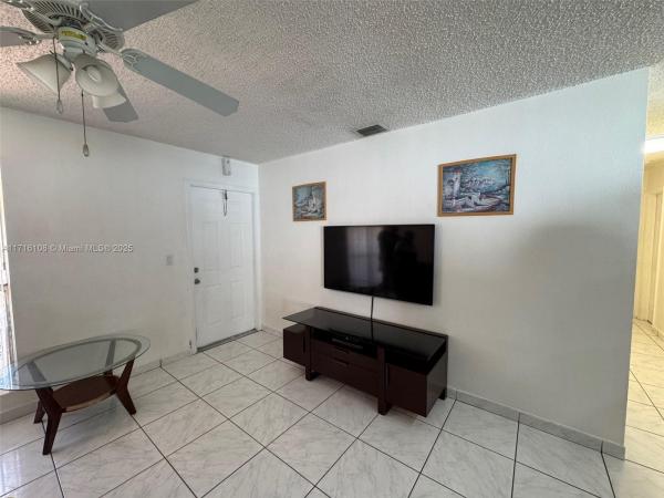 Boulevard Heights, 800 N 65th Ave, Hollywood, Florida 33024, image 1