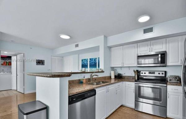 The Mark On Brickell, 1155 Brickell Bay Dr #1903, Miami, Florida 33131, image 1