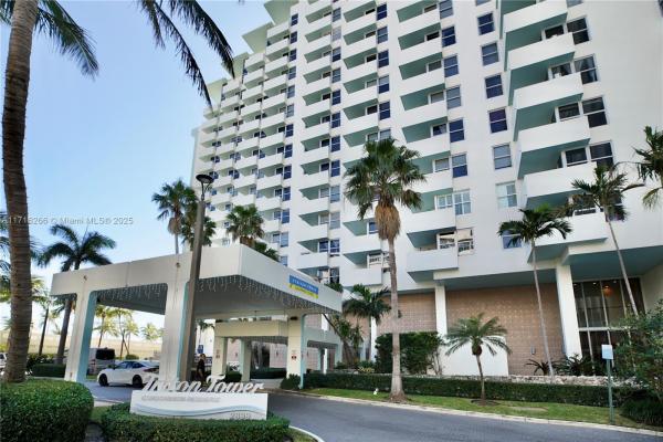 Triton Tower, 2899 Collins Ave #506, Miami Beach, Florida 33140, image 1