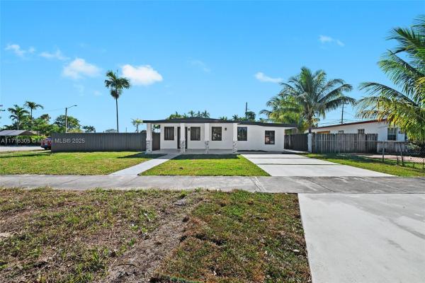 Tropical Estates, 10000 SW 43rd St, Olympia Heights, Florida 33165, image 1