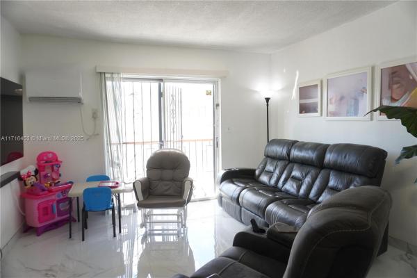 Plaza Maria, 47 NW 47th Ave #11, Miami, Florida 33126, image 3