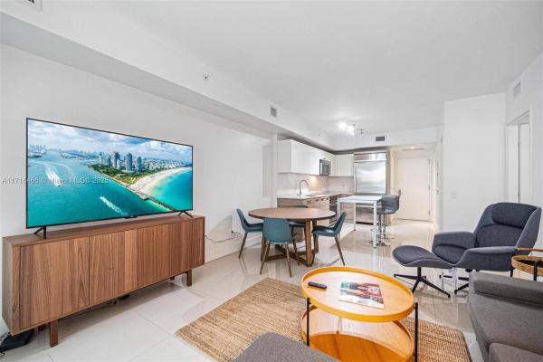 Brickell House, 1300 Brickell Bay Dr #700, Miami, Florida 33131, image 1
