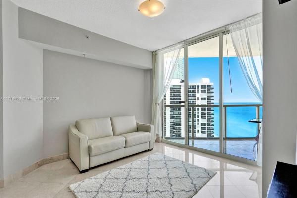 La Perla, 16699 Collins Ave #2405, Sunny Isles Beach, Florida 33160, image 1