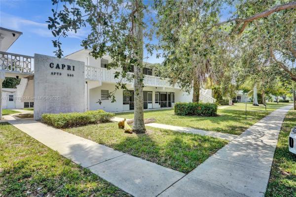 Capri, 540 S Luna #7, Hollywood, Florida 33021, image 1