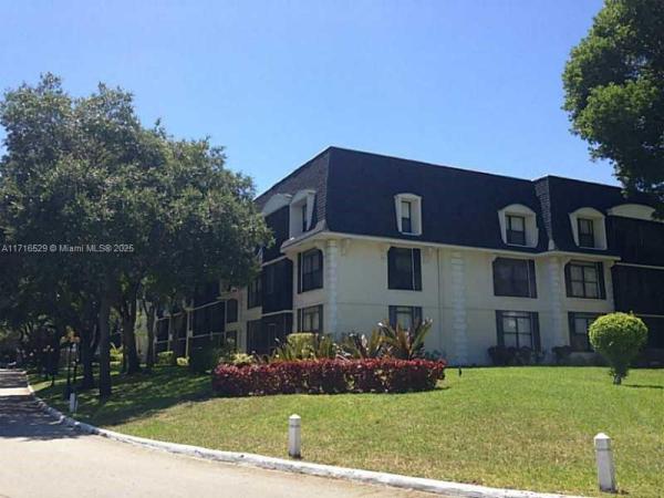 International Village At Inverrary, 3680 Inverrary Dr #1F, Lauderhill, Florida 33319, image 1