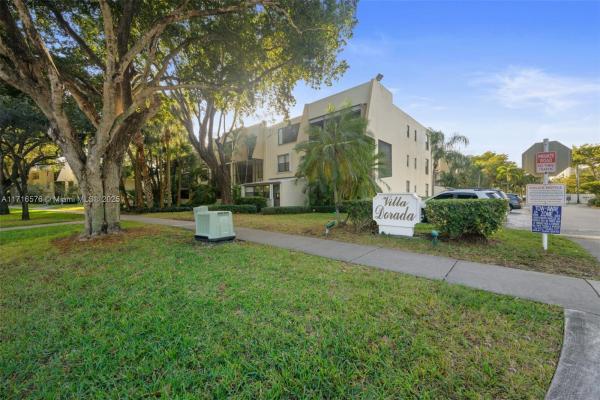 Villa Dorada, 20401 NE 30th Ave #320-8, Aventura, Florida 33180, image 1
