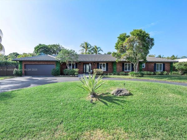Plantation Golf Estates, 801 W Tropical Way, Plantation, Florida 33317, image 1
