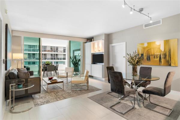 1800 Club, 1800 N Bayshore Dr #812, Miami, Florida 33132, image 1